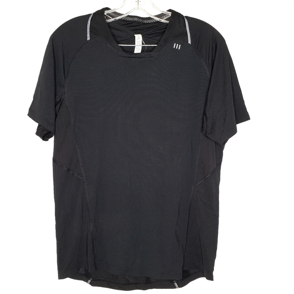 lululemon athletica Other - LULULEMON Circle Mesh Short Sleeve Tee SzM EUC
